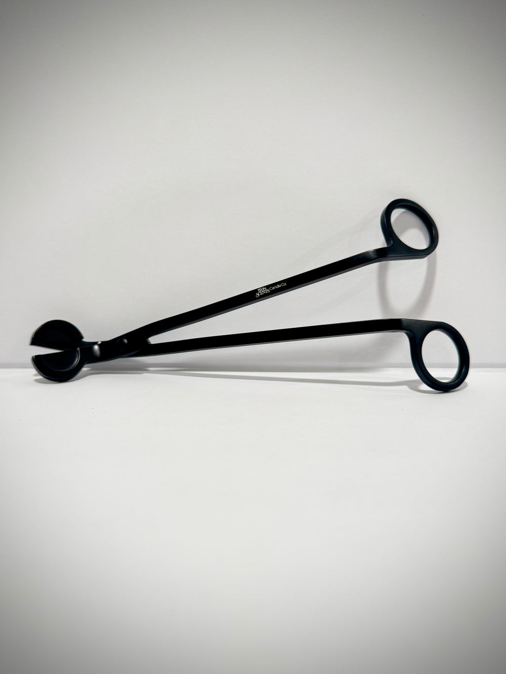 Wick trimmer
